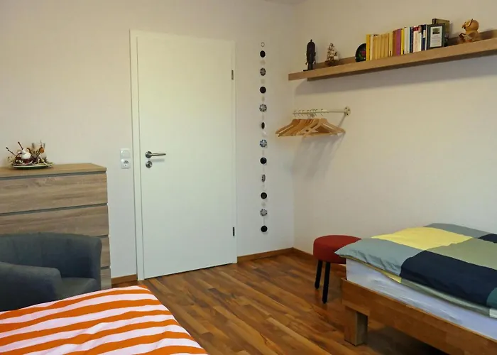 Hirtenberg * Bad König